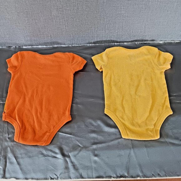 Disney Lion King Baby Bodysuits Rompers Lot 2 Simba Pumbaa Hakuna Matata 3-6M - Picture 2 of 7